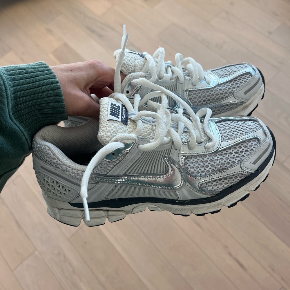 Nike Zoom Vomero 5 Photon Dust Metallic Silver